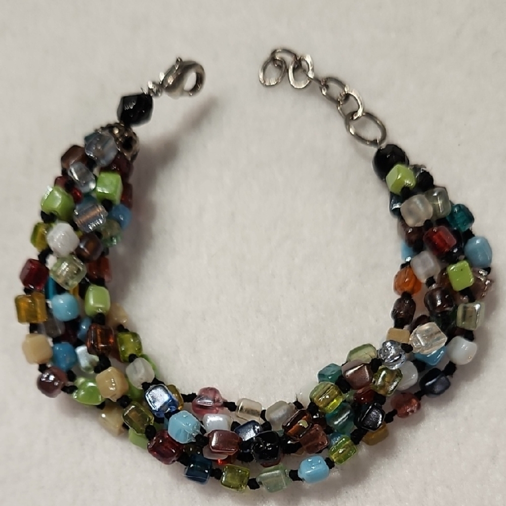 Black, Green Jewelry Woman With Small Wrists Twisted Glass Beaded Bracelet